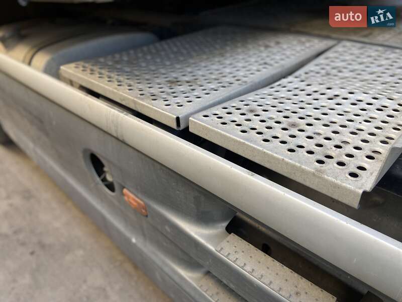 Тягач DAF XF 105 2012 в Звягеле