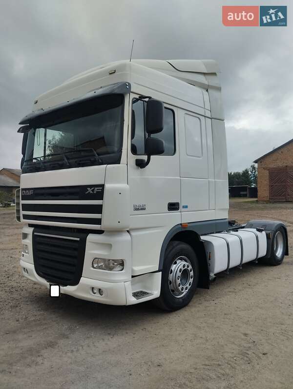 Тягач DAF XF 105 2013 в Шептицькому