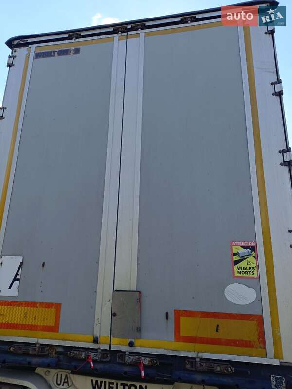 Тягач DAF XF 105 2012 в Кривом Роге