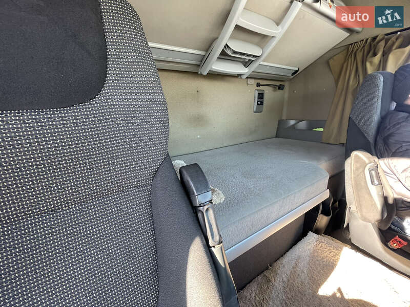 Тягач DAF XF 105 2013 в Ровно