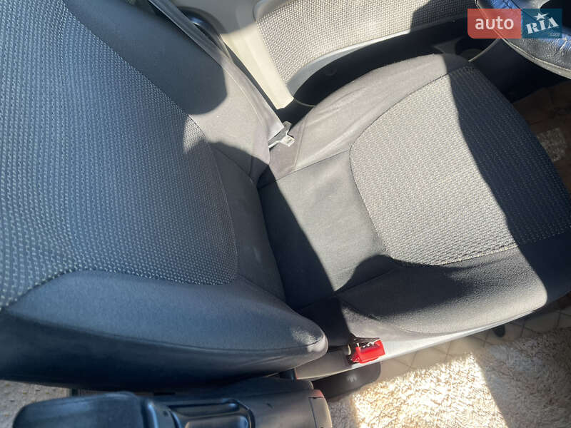 Тягач DAF XF 105 2013 в Ровно