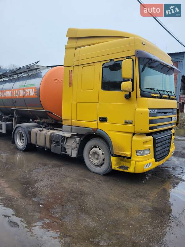 Тягач DAF XF 105 2011 в Днепре