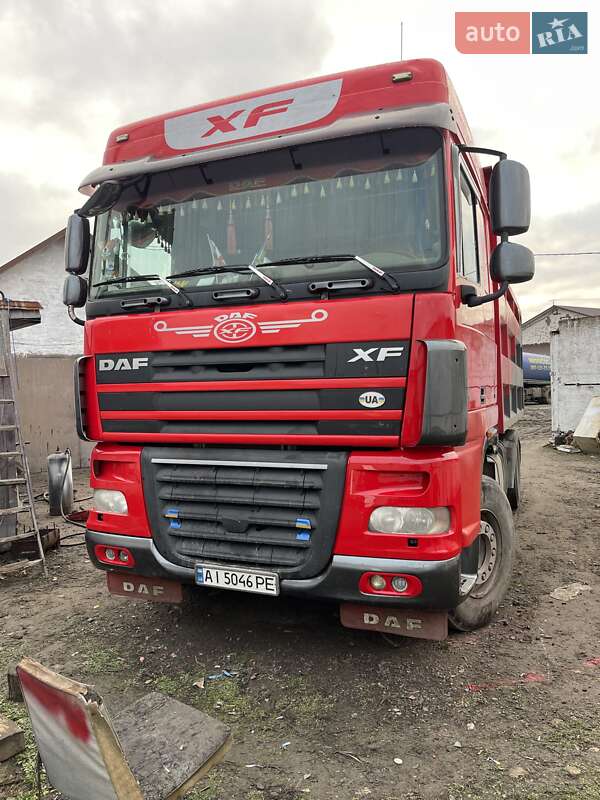 Самосвал DAF XF 105 2009 в Борисполе