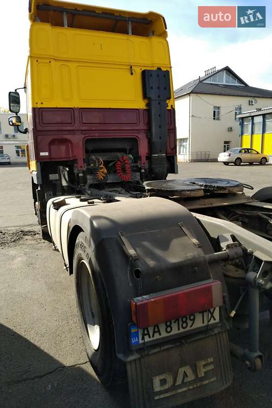 Тягач DAF XF 105 2011 в Вышгороде
