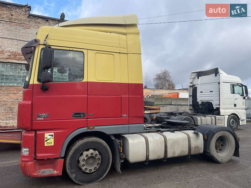 Тягач DAF XF 105 2008 в Львове