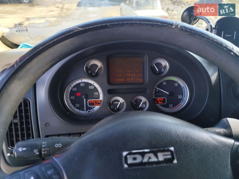 Тягач DAF XF 105 2011 в Боярке