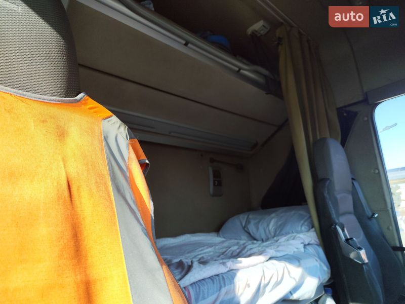 Тягач DAF XF 105 2011 в Боярке