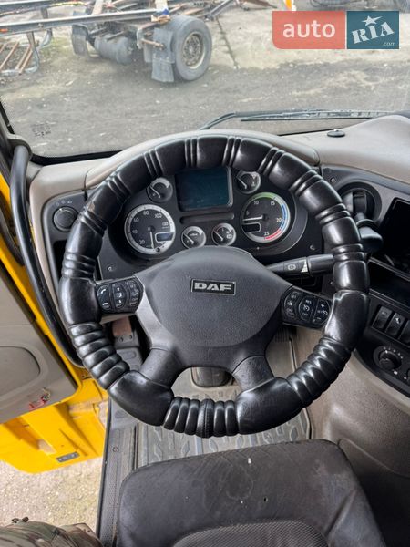 Контейнеровоз DAF XF 105 2011 в Одессе