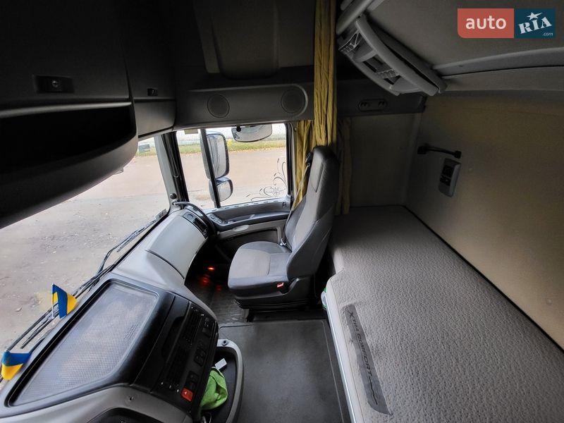 Тягач DAF XF 105 2012 в Киеве