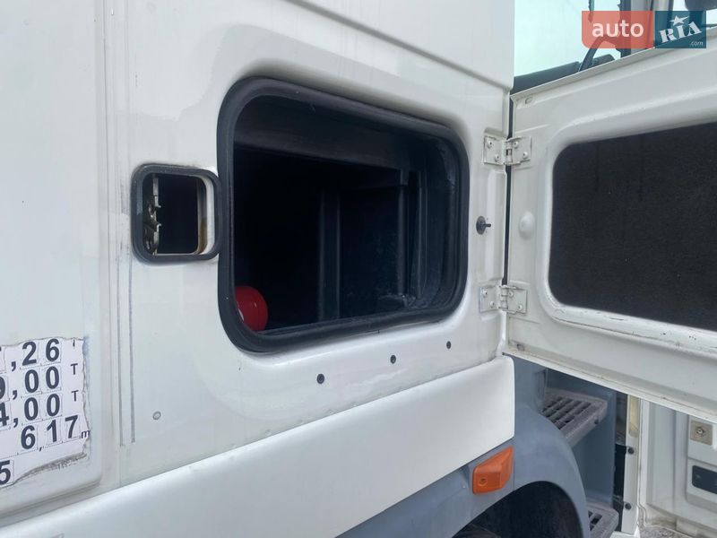 Тягач DAF XF 105 2011 в Киеве