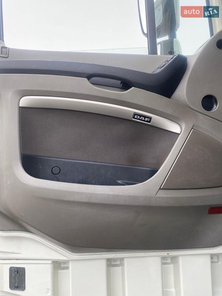 Тягач DAF XF 105 2011 в Киеве