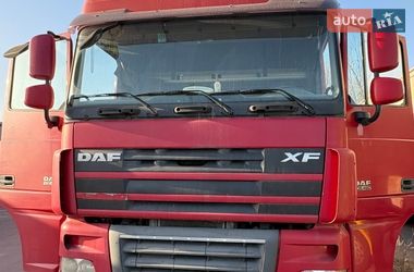 Тягач DAF XF 105 2010 в Киеве