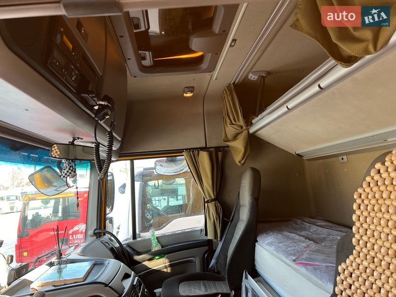 Тягач DAF XF 105 2011 в Львове