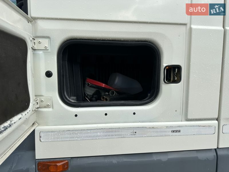 Тягач DAF XF 105 2013 в Хусте