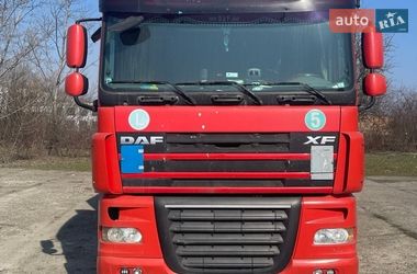 Тягач DAF XF 105 2008 в Чернівцях