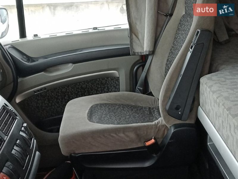 Тягач DAF XF 105 2007 в Одессе