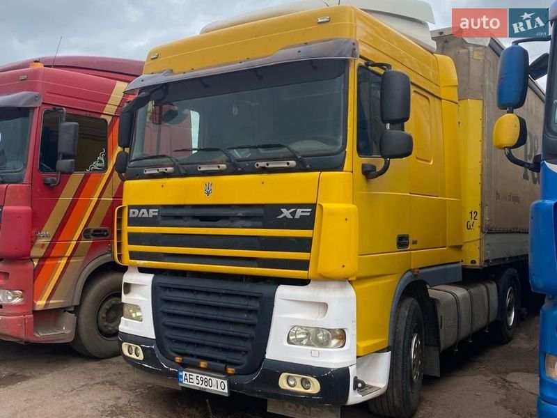 Тягач DAF XF 105 2007 в Днепре