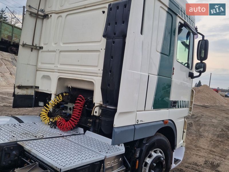 Тягач DAF XF 105 2011 в Рівному