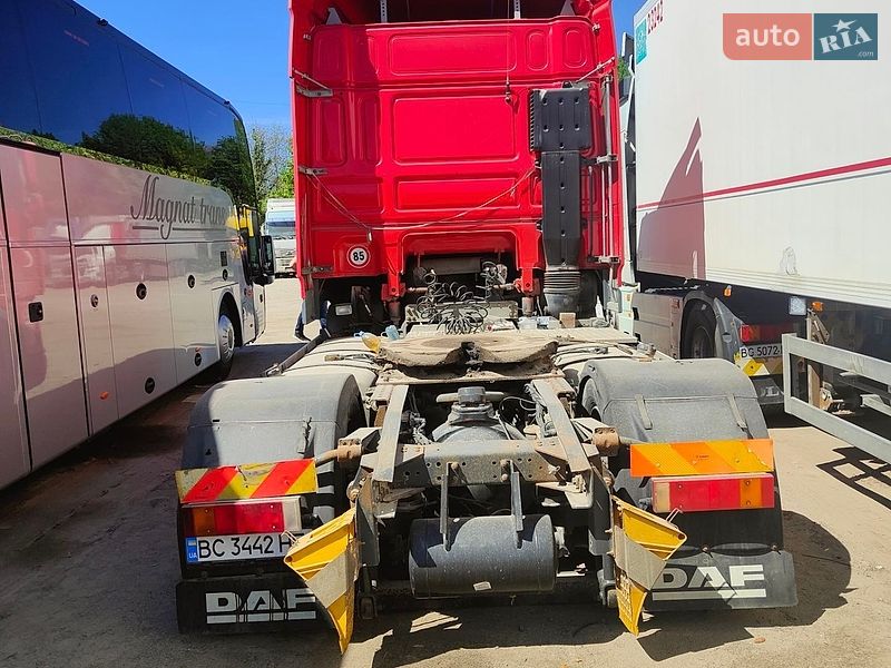 Тягач DAF XF 105 2011 в Львове