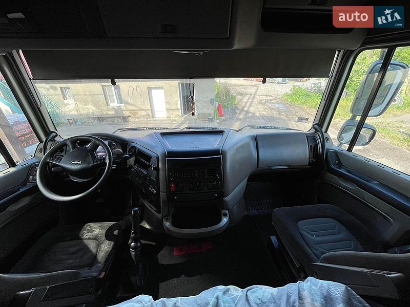 Тягач DAF XF 105 2011 в Киеве