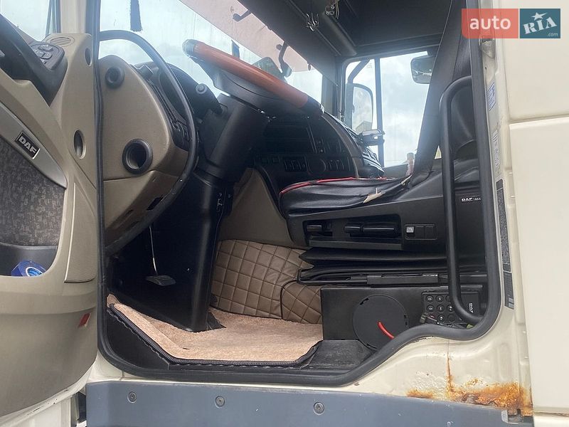 Тягач DAF XF 105 2007 в Львове