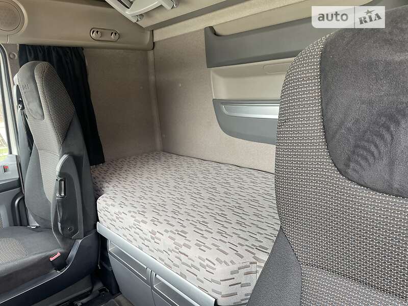 Тягач DAF XF 106 2015 в Чернівцях