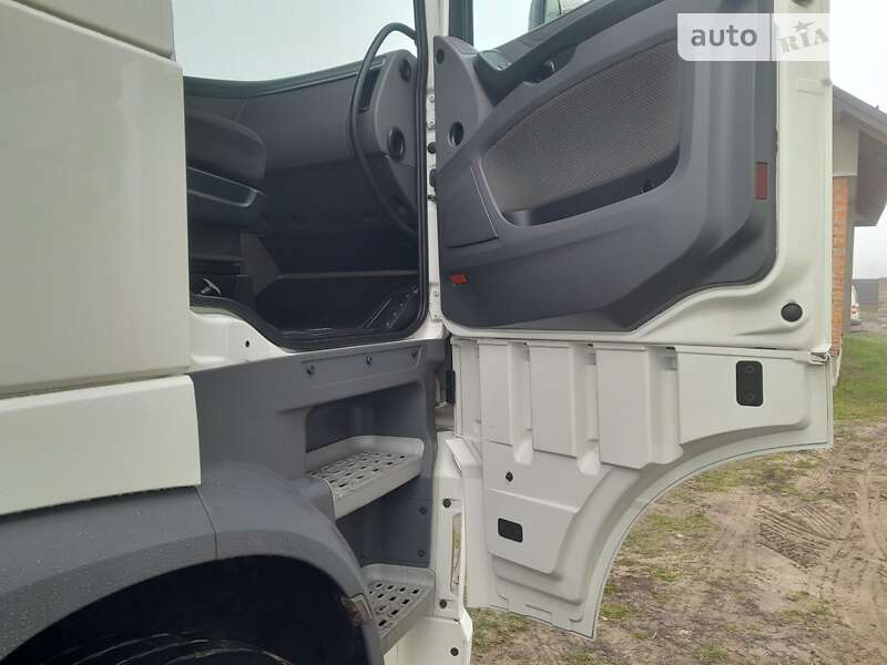 Тягач DAF XF 106 2016 в Радехове