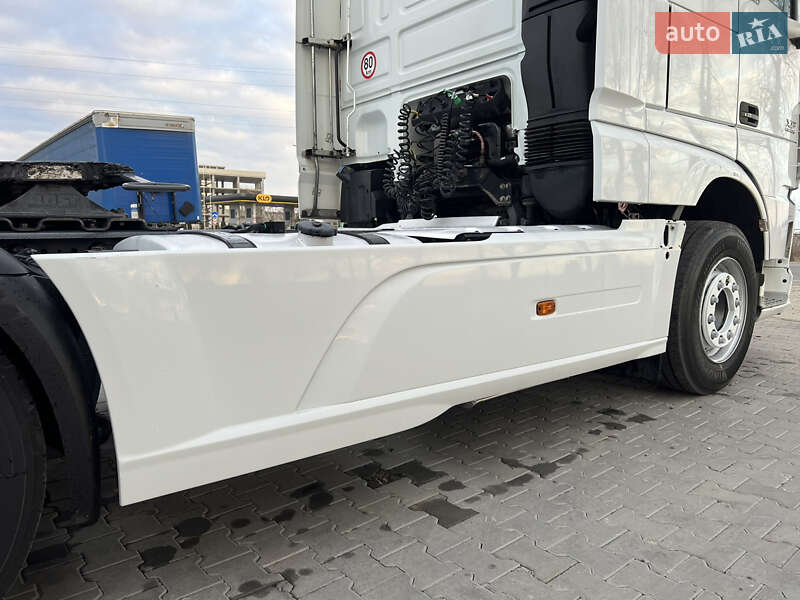 Тягач DAF XF 106 2015 в Черновцах