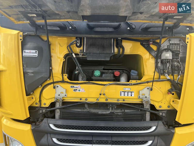 Тягач DAF XF 106 2014 в Хусте