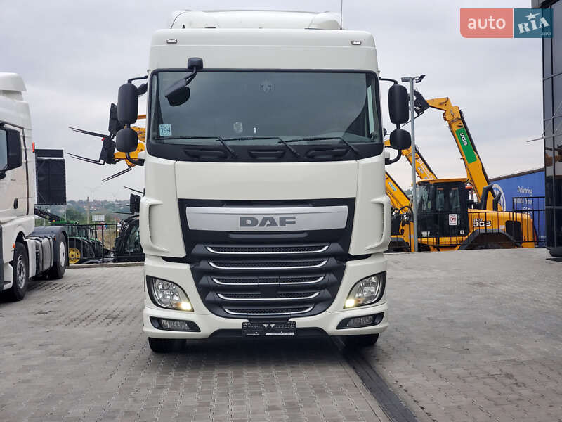 Тягач DAF XF 106 2015 в 