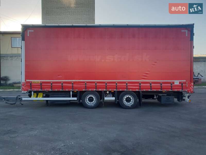 Грузовой фургон DAF XF 106 2016 в Шептицькому