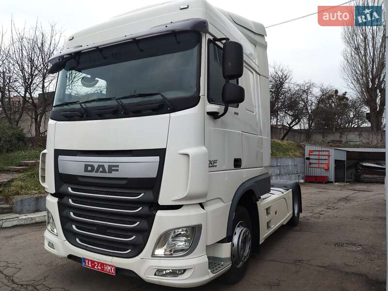 Тягач DAF XF 106 2017 в 