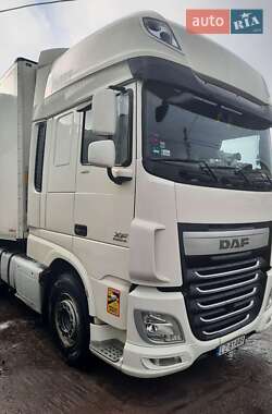 Тягач DAF XF 106 2016 в Ровно