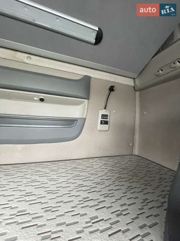 Тягач DAF XF 106 2015 в Черновцах