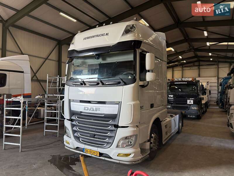 Тягач DAF XF 106 2015 в Одессе