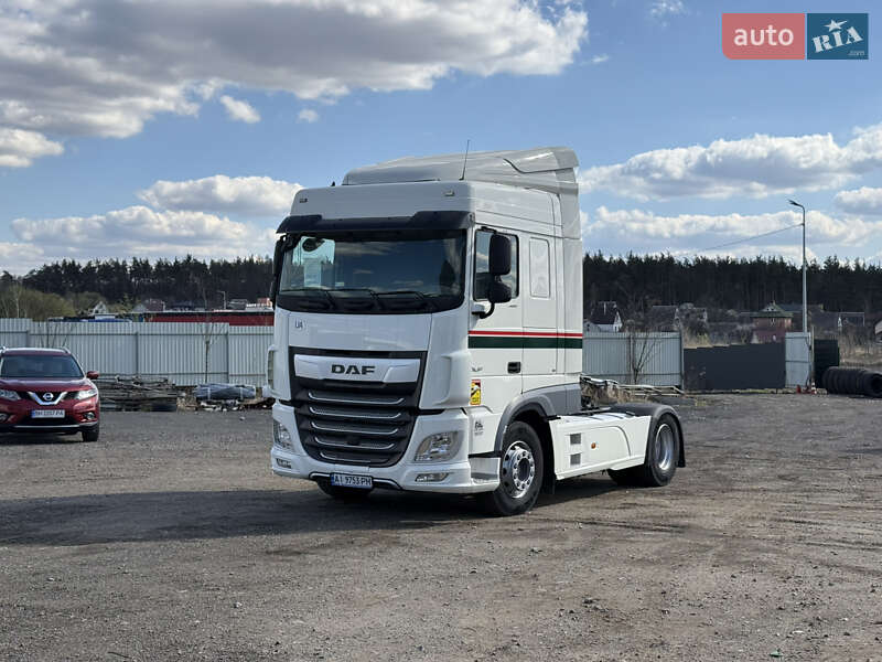 Тягач DAF XF 106 2017 в 