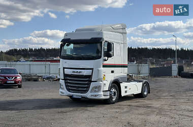 Тягач DAF XF 106 2017 в 