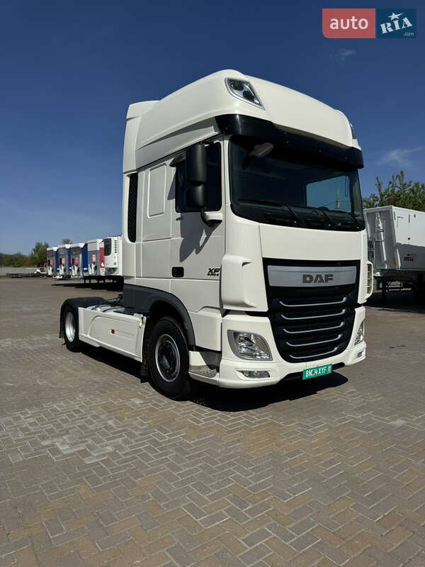 Тягач DAF XF 106 2015 в Виннице