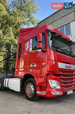 Тягач DAF XF 106 2015 в 