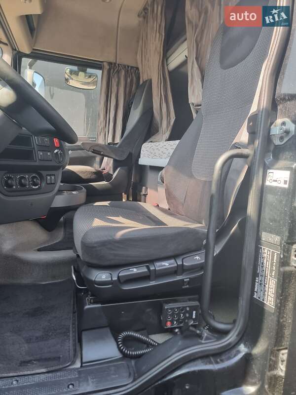 Тягач DAF XF 106 2014 в Мукачево