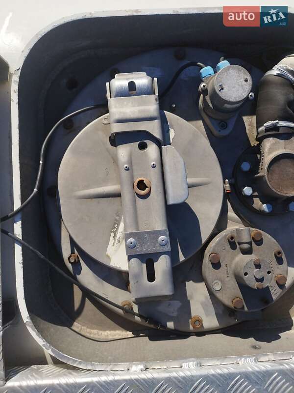 Бензовоз DAF XF 106 2016 в Глобине