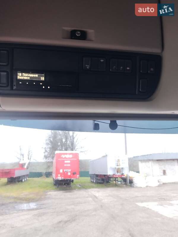 Тягач DAF XF 106 2015 в Шептицькому