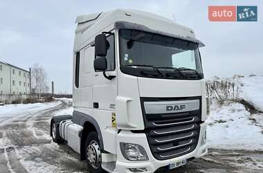 Тягач DAF XF 106 2015 в Ровно
