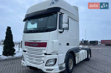 Тягач DAF XF 106 2015 в Ровно