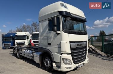 Контейнеровоз DAF XF 106 2022 в Залещиках