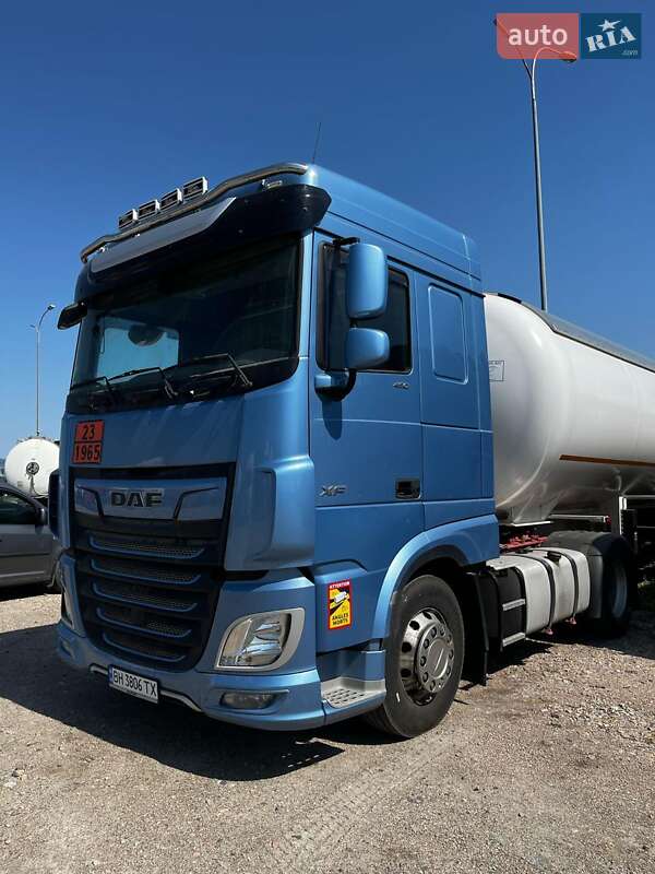 Бензовоз DAF XF 450 FT 2017 в 