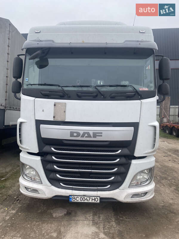 Тягач DAF XF 460 FT 2015 в 