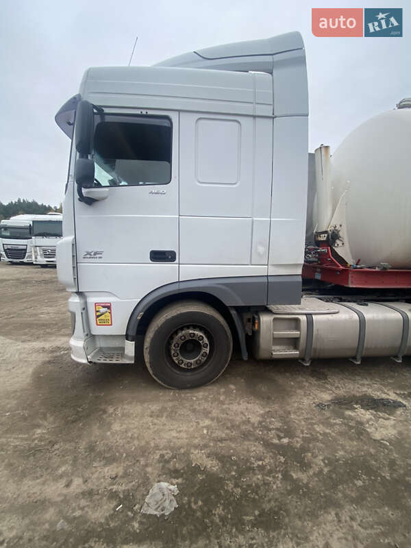 Тягач DAF XF 460 FT 2015 в Львове