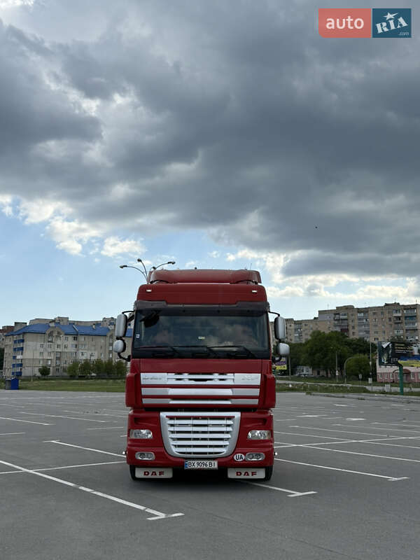 Тягач DAF XF 460 FT 2008 в 