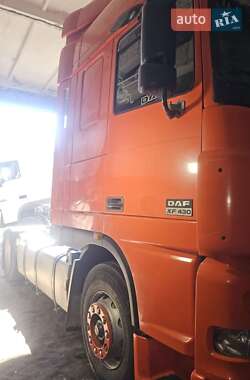 Самоскид DAF XF 460 FT 2001 в 